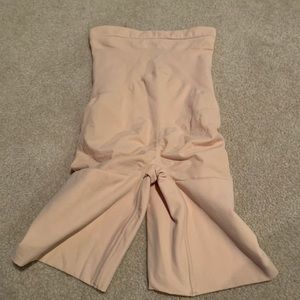 Spanx Mid Thigh Short